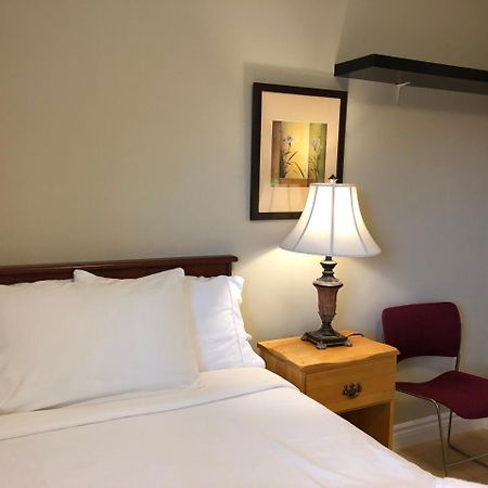 Cozy Bedrooms Guest House فانكوفر المظهر الخارجي الصورة